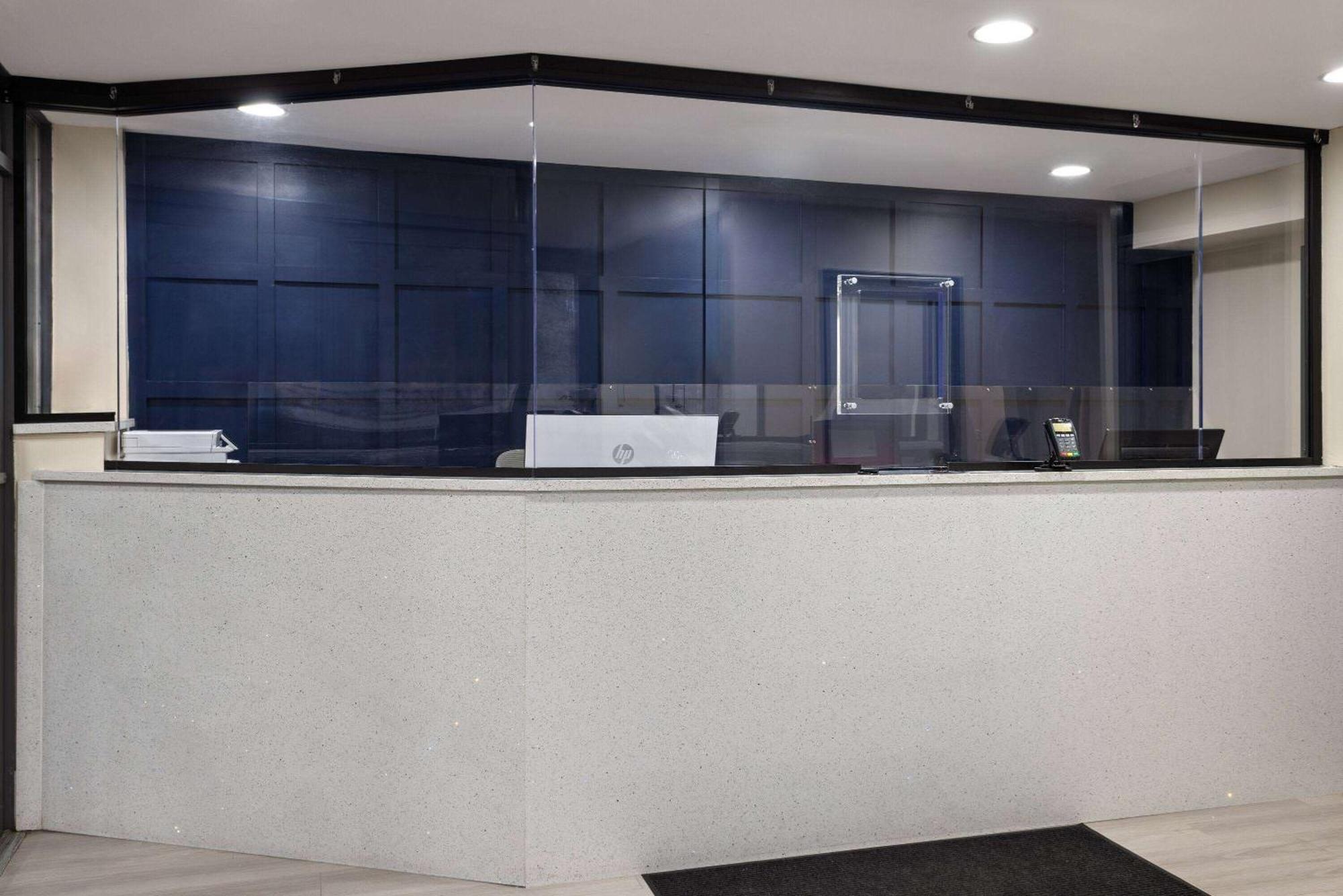 Travelodge By Wyndham *