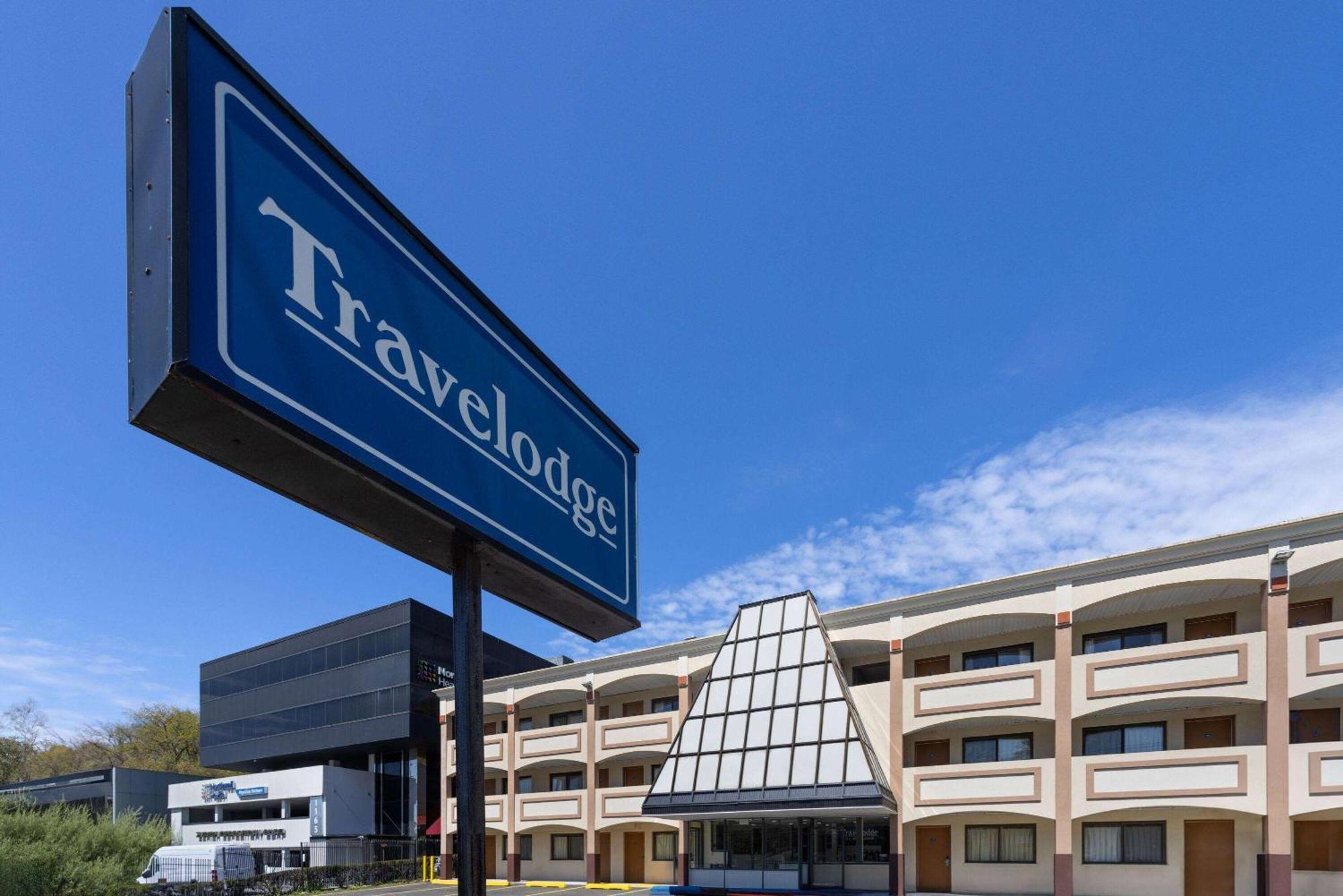 Travelodge By Wyndham * Manhasset