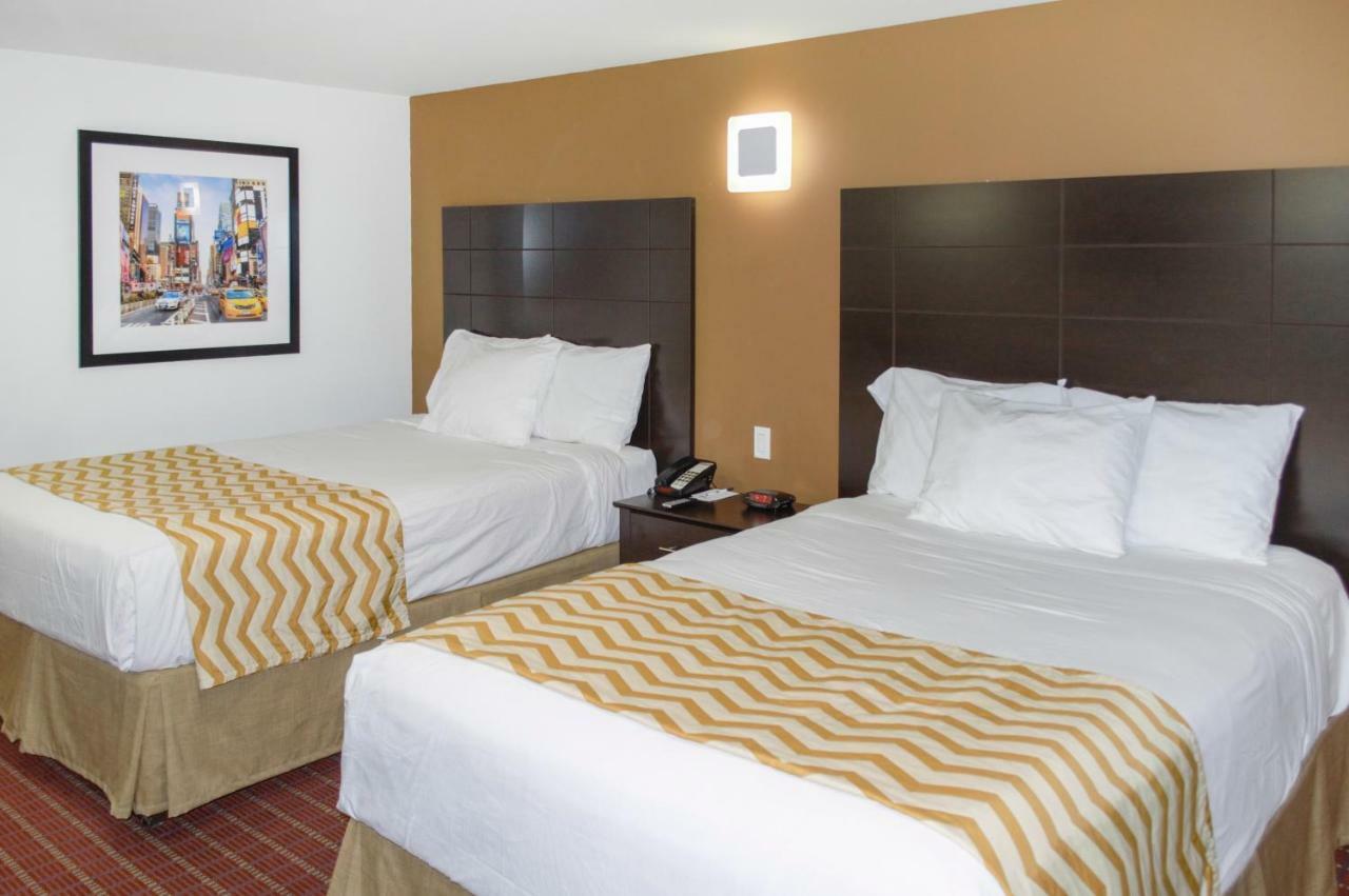 Lodge Travelodge By Wyndham Manhasset